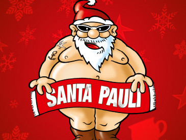 Nackter Weihnachtsmann mit Logoschal vor dem Bauch